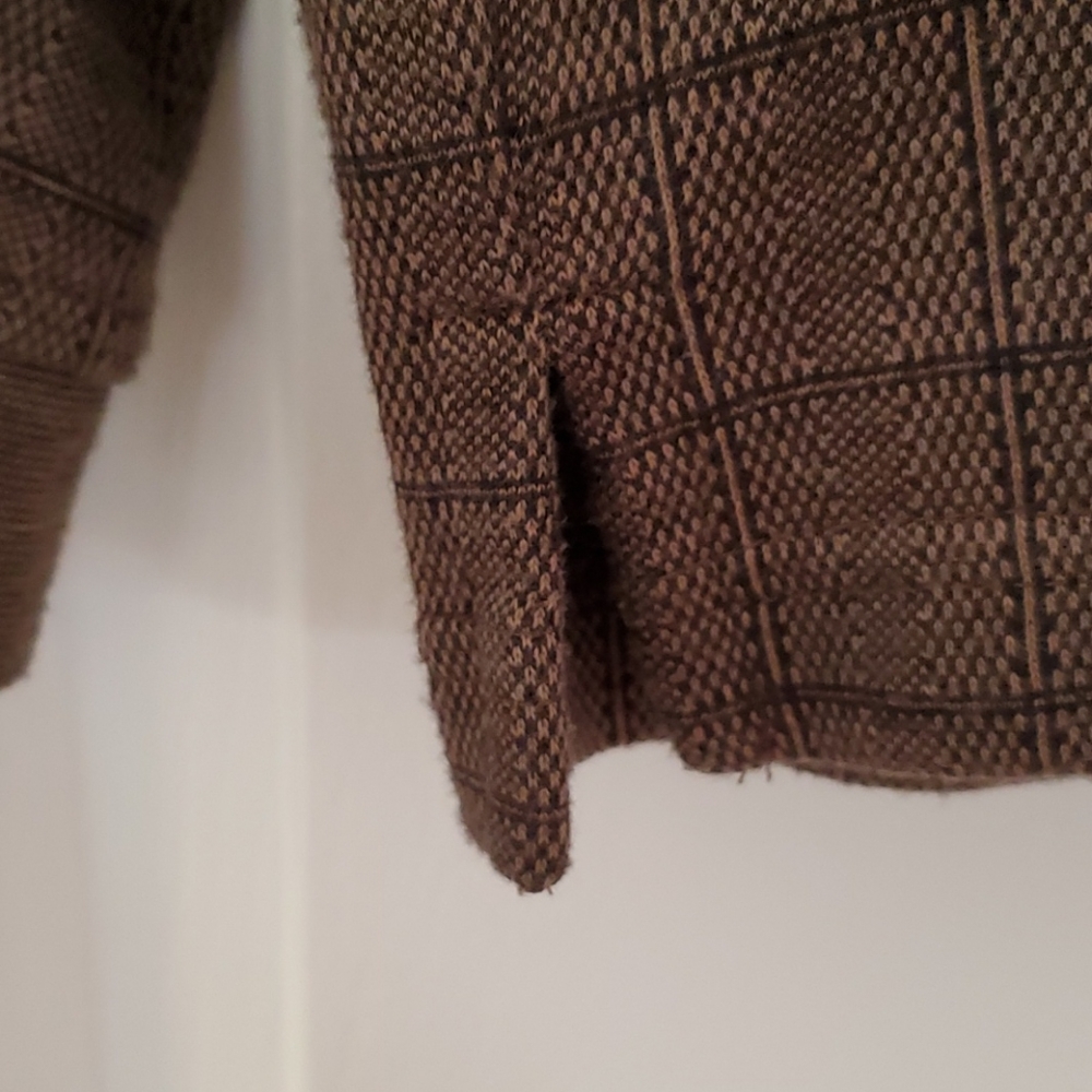 Van Heusen Long-sleeved Shirt - Picture 6 of 10